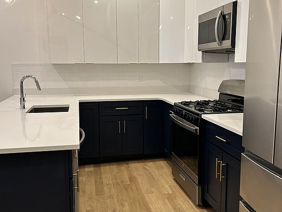 2nd image of 244 Weybosset St #11174156