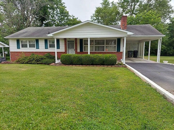1st image of 213 Blue Bonnet Dr
