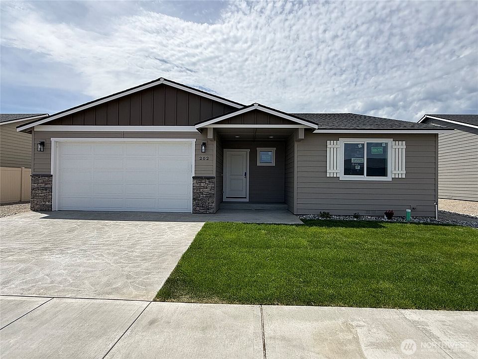 1st image of 202 Salmon Drive