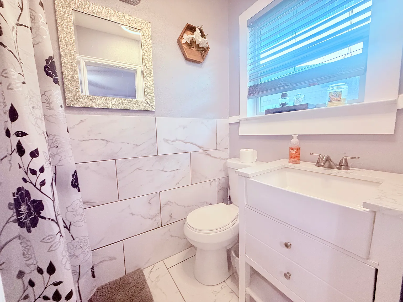 5 bed, $2,695 — Photo 2