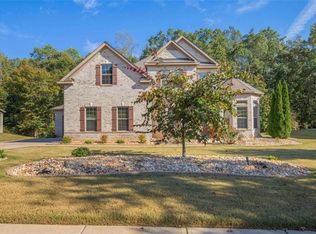 6856 Louis Dr, Locust Grove, GA 30248