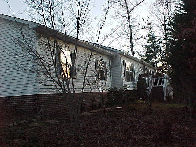 2nd image of 120 Amos Rd