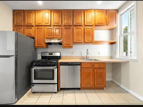 54 Monitor Street image 3 of 10