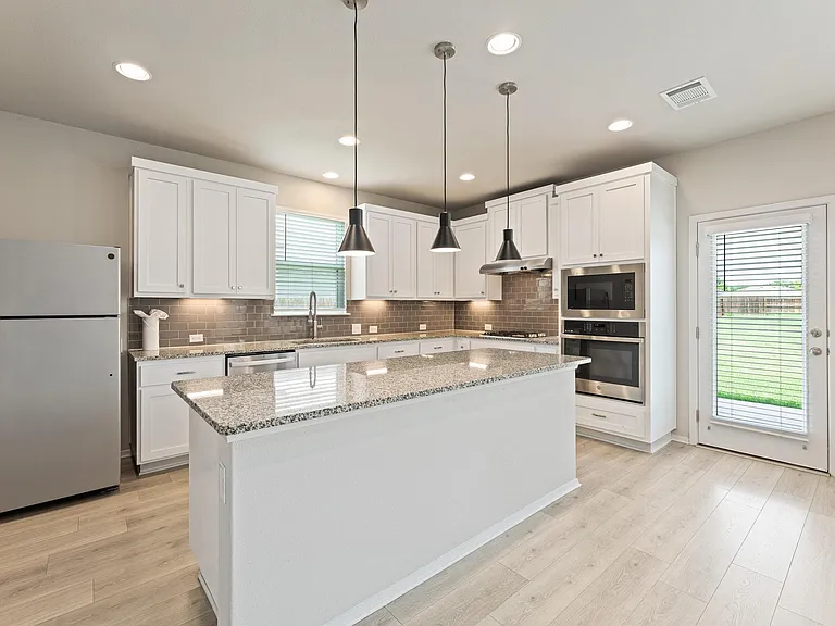310 Rimrock Ct — Photo 9