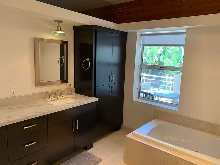 605 Bonair Pl — Photo 17