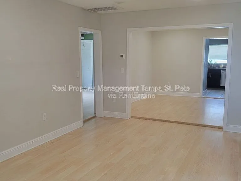 1711 E New Orleans Ave — Photo 6