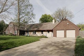 5th image of 2424 Sheffield Dr