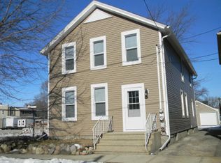 604 46th St, Kenosha, WI 53140