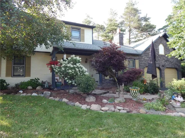 7711 Black Willow, Liverpool, NY 13090