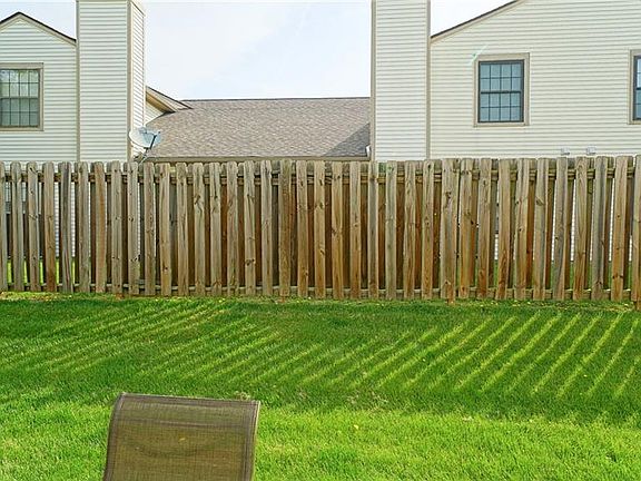 5th image of 8473 Woodgrove Ct