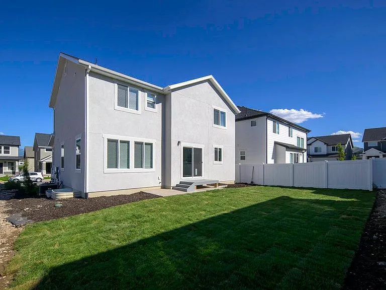 12372 Eovaldi Ave — Photo 5