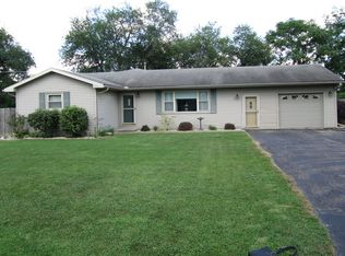 126 S Clark St, Seneca, IL 61360