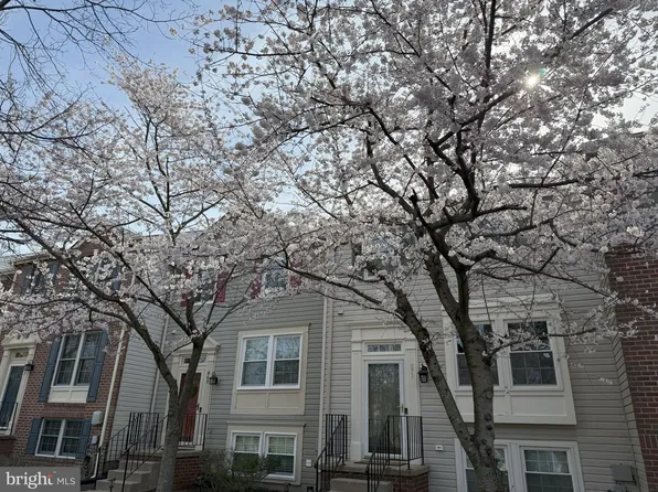 871 Chestnutview Ct, Curtis Bay, MD 21226