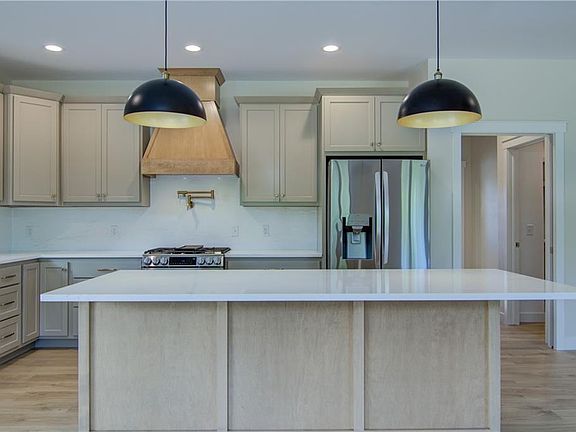 4th image of S9024 Chestnut Road