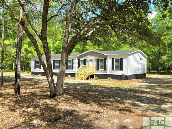 76 D B Smith Road, Ellabell, GA 31308