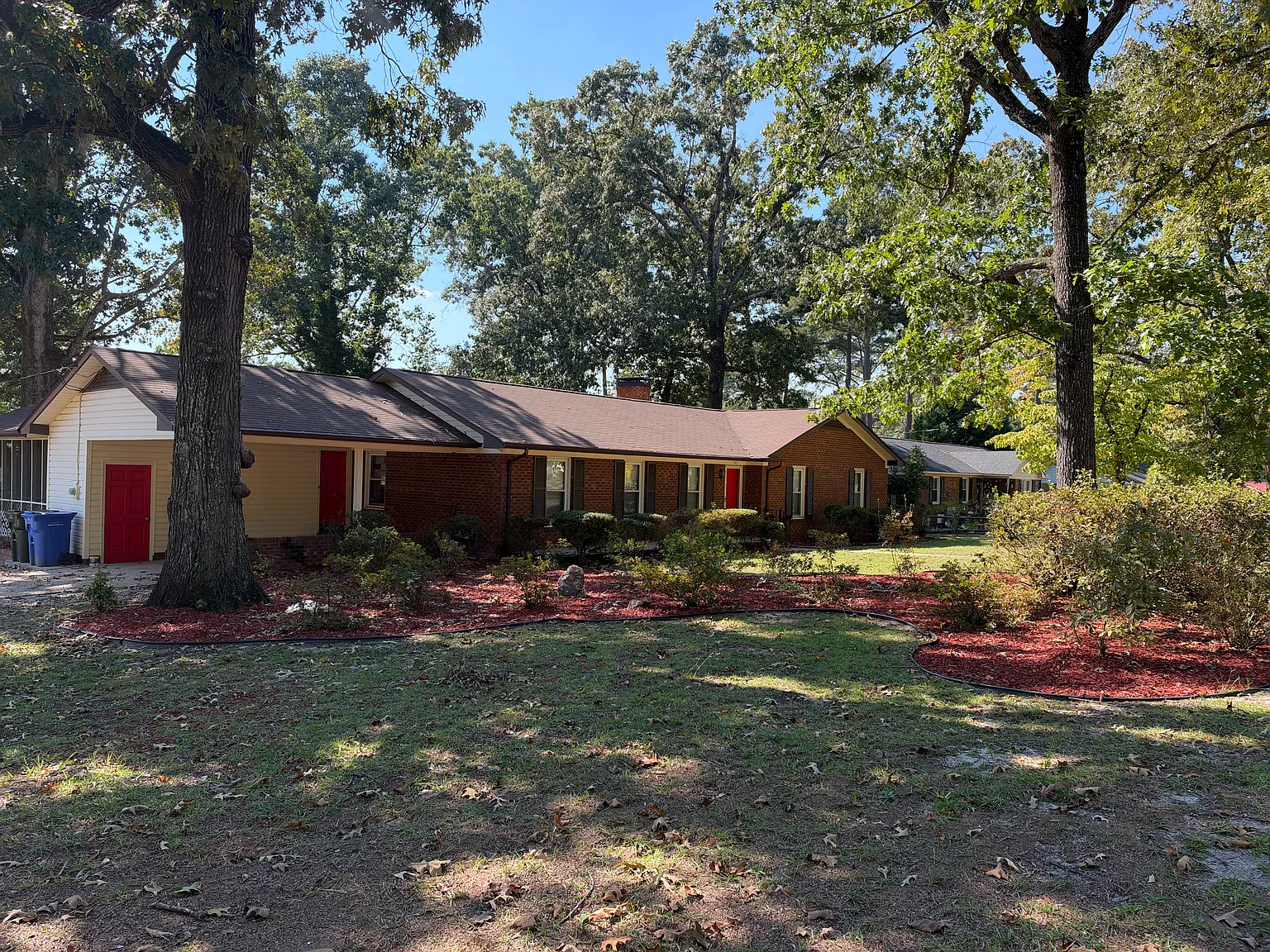 3 bed, 1692 sqft, $1,840 — Photo 2