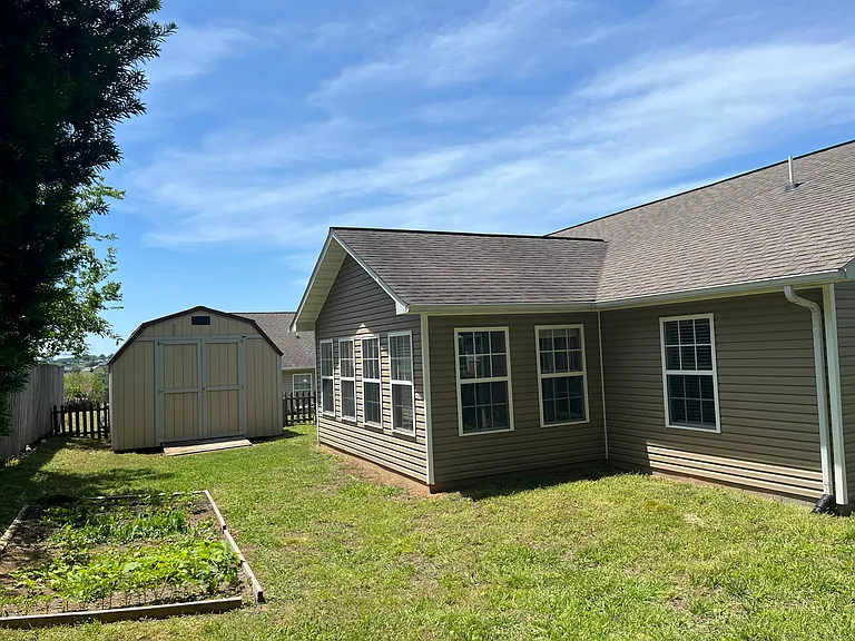2210 Murphys Chapel Dr — Photo 3