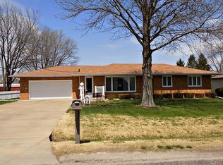 1406 Sharon Rd, Streator, IL 61364