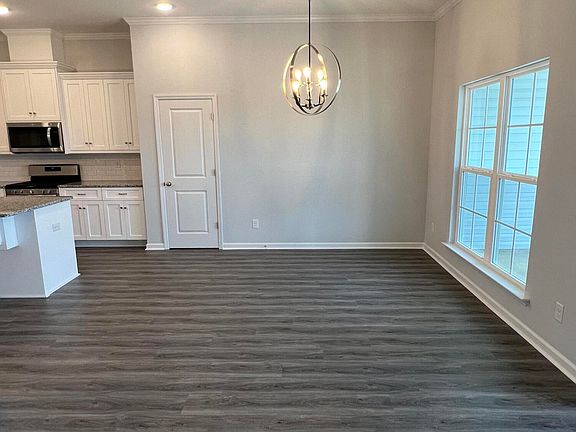 4th image of 7503 Paisley Cir