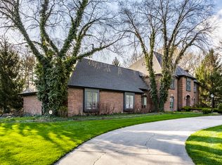 10605 Winterwood Dr, Carmel, IN 46032