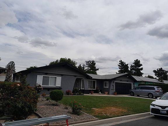 3rd image of 26108 Stardust St