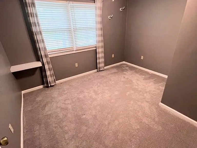 118 Guffey Ter — Photo 20