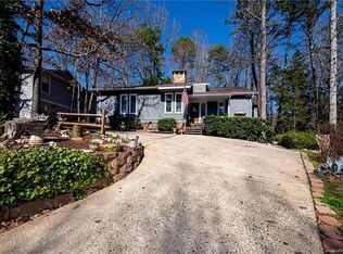 28 Quayside Ct, Lake Wylie, SC 29710