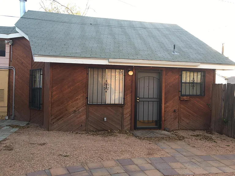 1712 Lead Ave SE #C — Photo 15