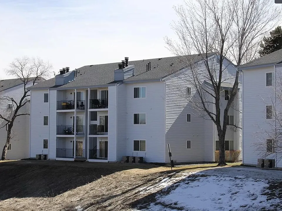 13087 W Cedar Dr #128
