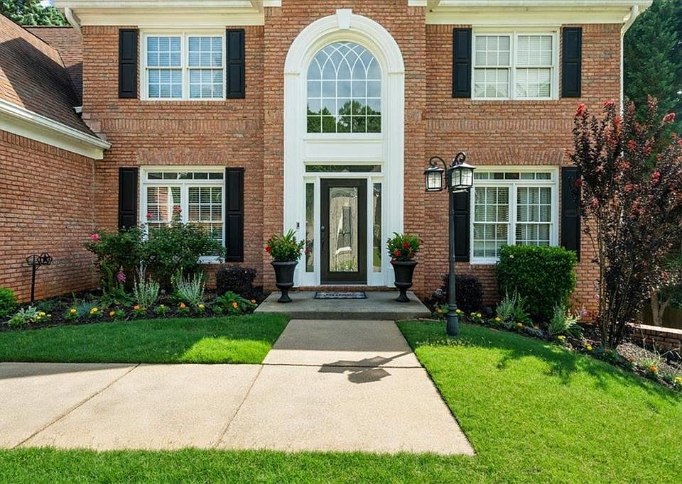 1st image of 2638 Waters Edge Dr