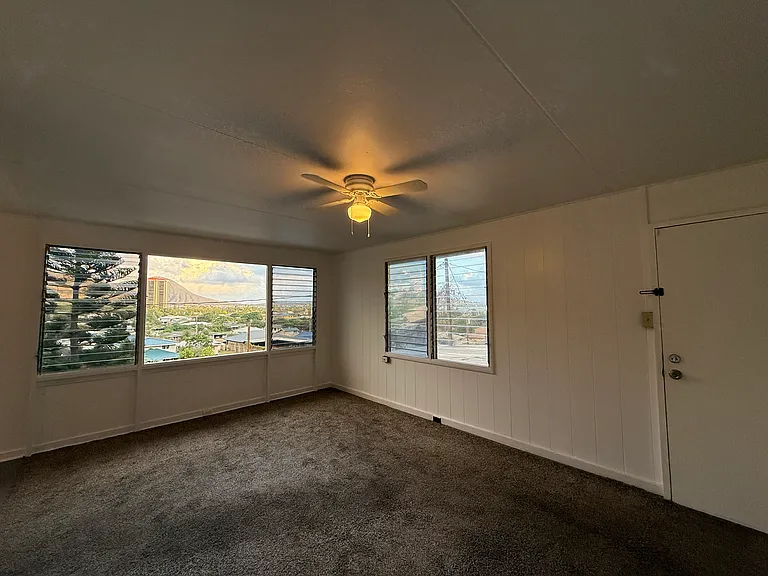292 Moomuku Pl #A — Photo 4