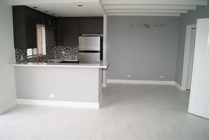 1st image of 3705 S Flagler Dr APT 26