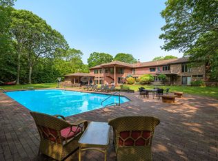 27 Realnautic Ct, Hampton Bays, NY 11946