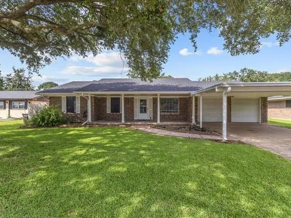 2901 Beldon Dr, Port Arthur, TX 77642