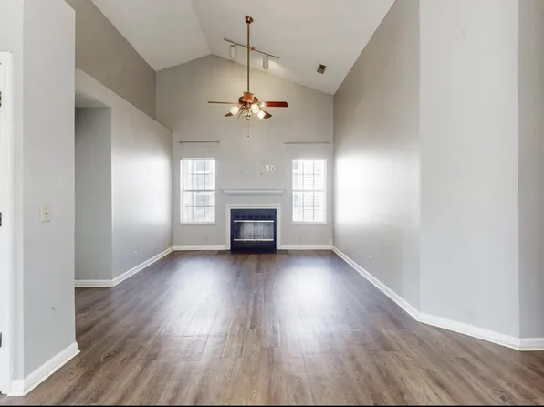 5903 Colchester Dr, Hermitage, TN 37076