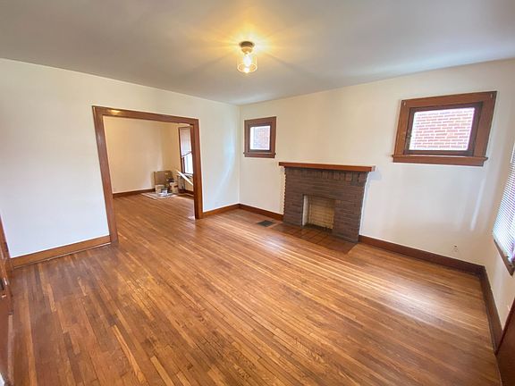 2nd image of 435 E 15th Ave #1
