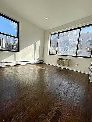1st image of 530 W 47th St APT 3A