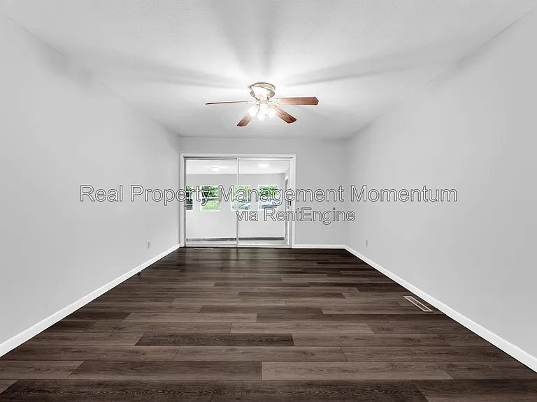 2105 S Barcliff Ave — Photo 11