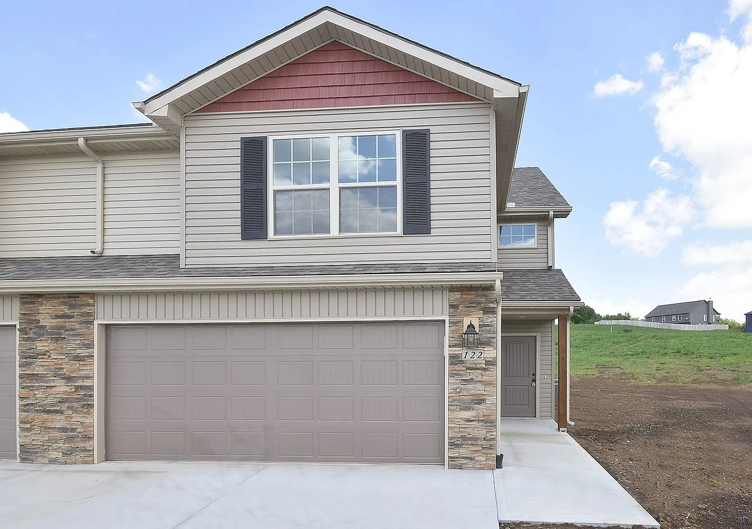 3 Bedroom 2.5 Bath Duplex — Photo 2