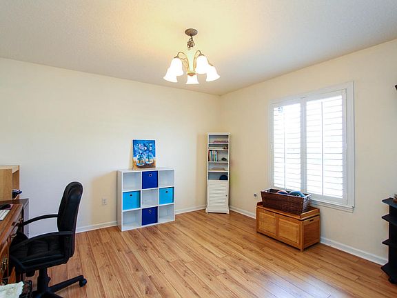 5th image of 2661 Creekfront Dr