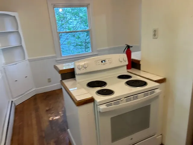 12 Arundel Rd #1 — Photo 2