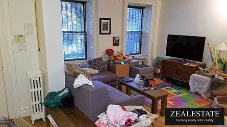 Rented by ZealEstate Group Inc