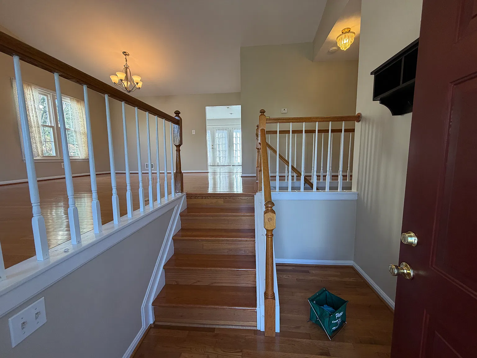 5 bed, 2173 sqft, $3,650 — Photo 3