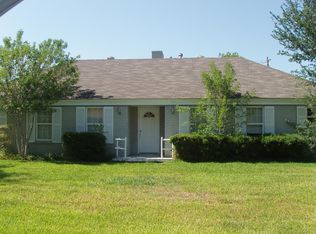 608 Fairfield Ave, Shoreacres, TX 77571