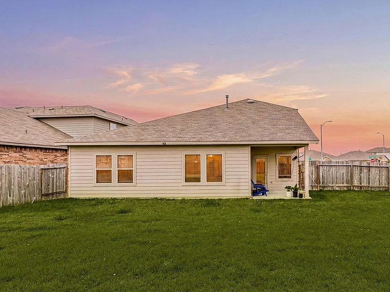 5326 Shady Olive St — Photo 42