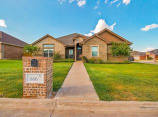 866 Great Waters Dr, Abilene, TX 79602