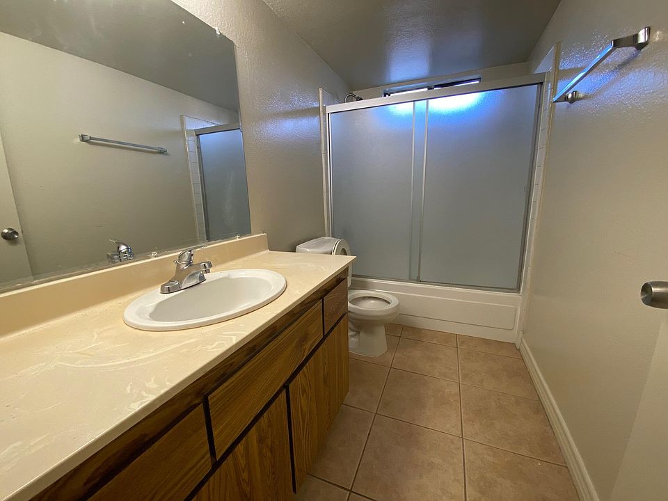 2nd image of 9015 Lampson Ave APT 2