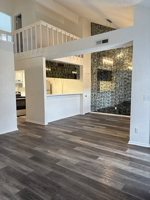 Dining/Kitchen