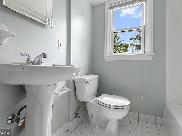 182 Linden Ln — Photo 14