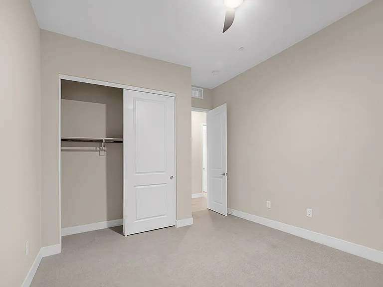 369 Portus Delphini Ct — Photo 30